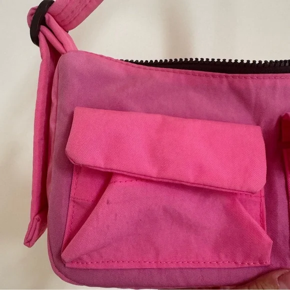 Baggu Cargo Shoulder Bag in Azalea Pink - Picture 3 of 8